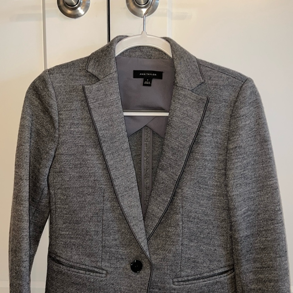 Ann Taylor grey blazer